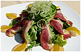 Салат с копченой утиной грудкой Салат с копченой утиной грудкой