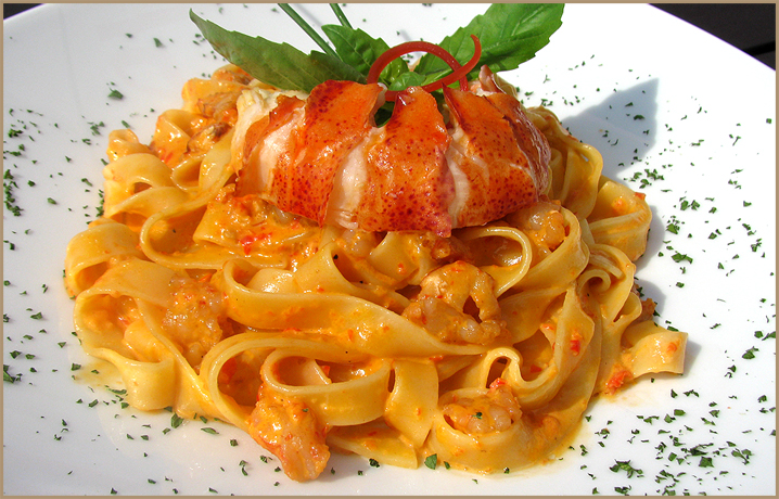 Фетучини с лобстером Фетучини с лобстером