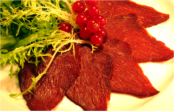 Копченая оленина Копченая оленина