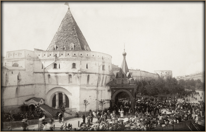 Варварские ворота Китайгородской стены Варварские ворота