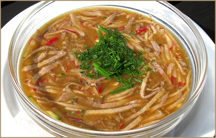 Окрошка на квасе Окрошка на квасе