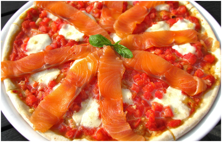 Пицца Буффало с лососем Пицца Буффало с лососем
